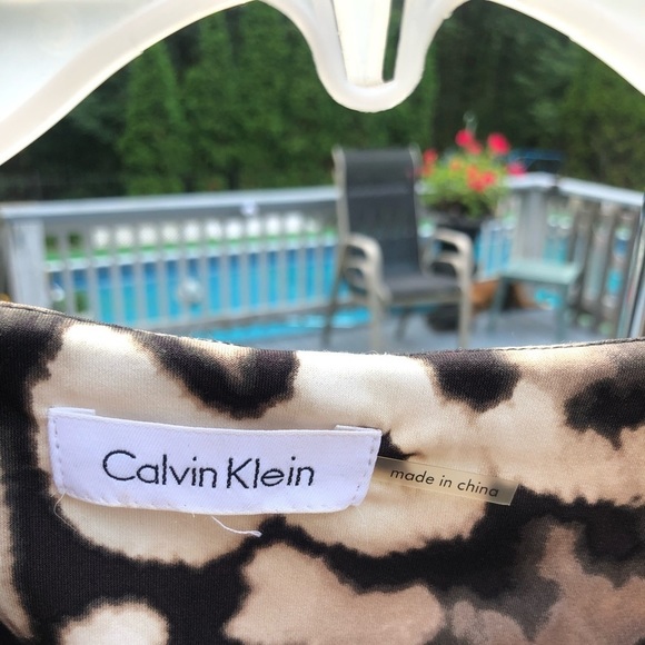 Calvin Klein size large leopard print faux wrap flattering neutral shades - Picture 4 of 13